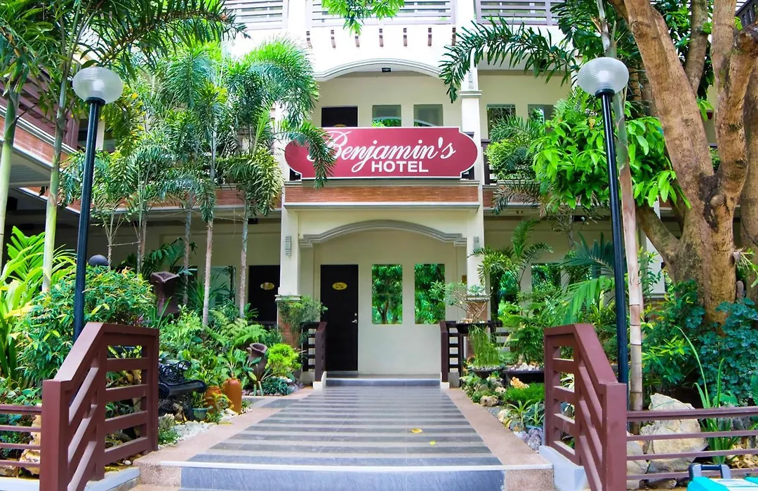 Villa Esmeralda Bryan'S Resort Hotel And Restaurant-1