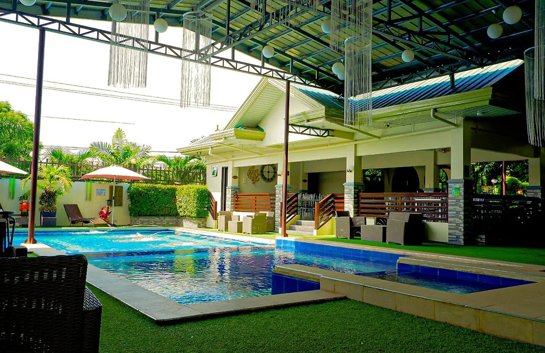 Villa Esmeralda Bryan'S Resort Hotel And Restaurant-1