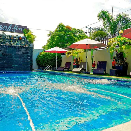 Villa Esmeralda Bryan'S Resort Hotel And Restaurant-3